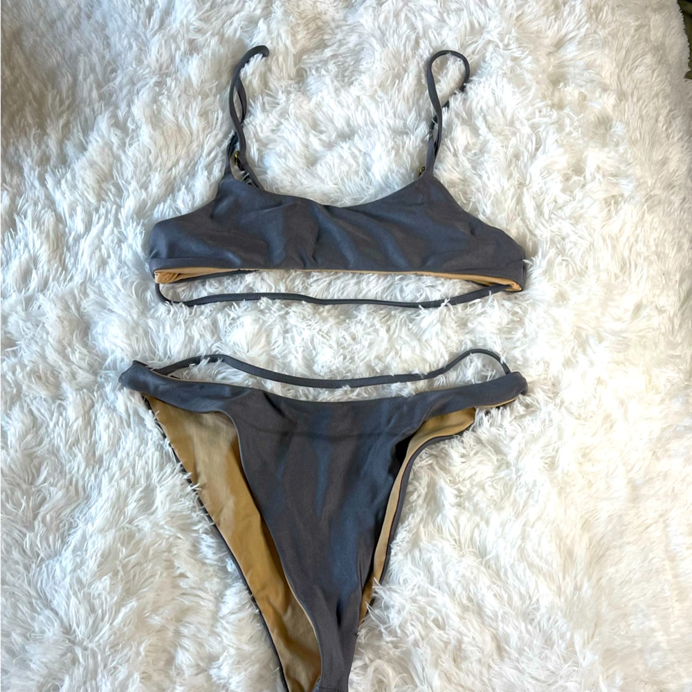 SHIMMER ON DOWN TO THE SHORE W/ THIS BIKINI